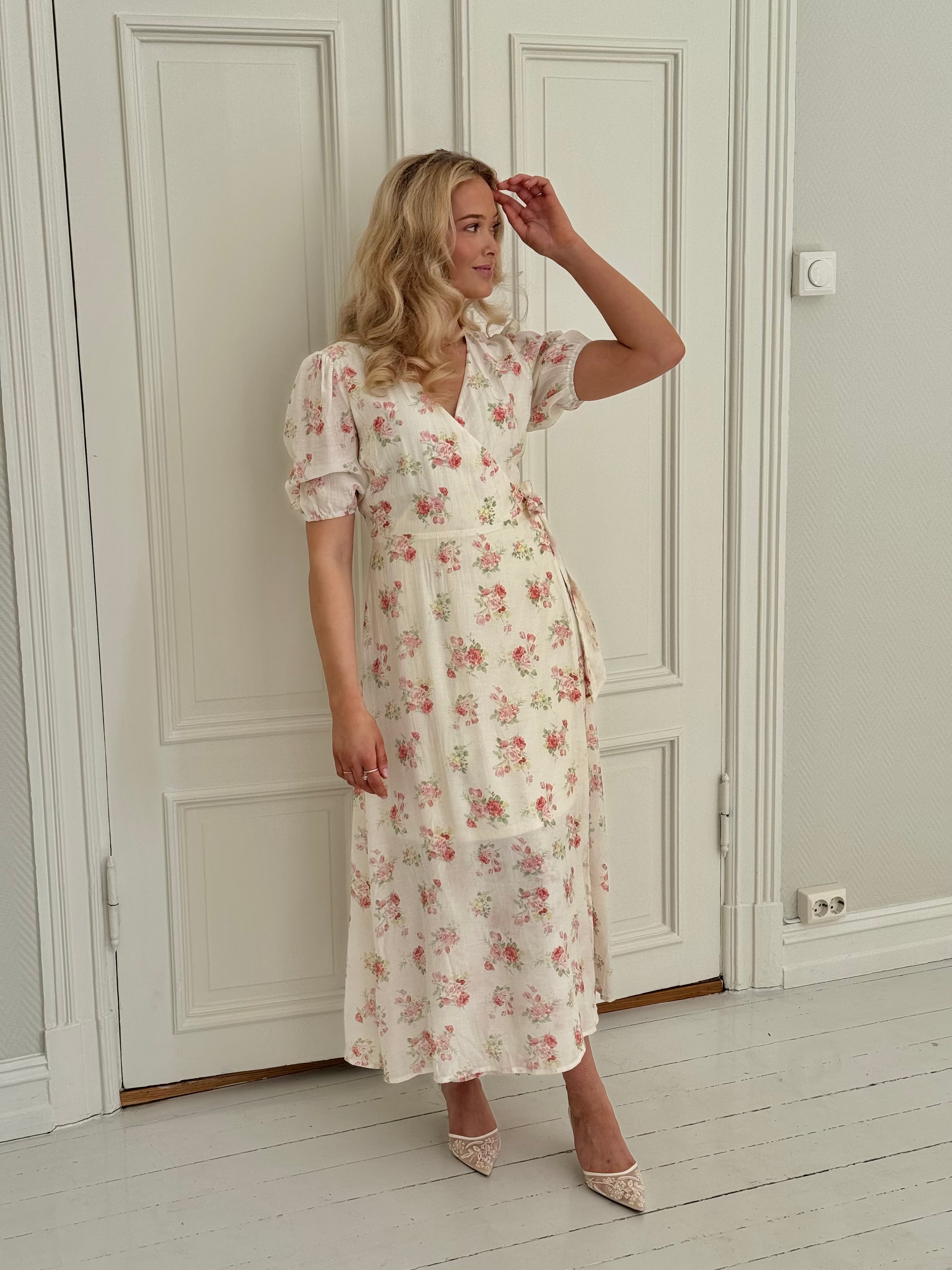 VMBELLA Midi Dress - Birch